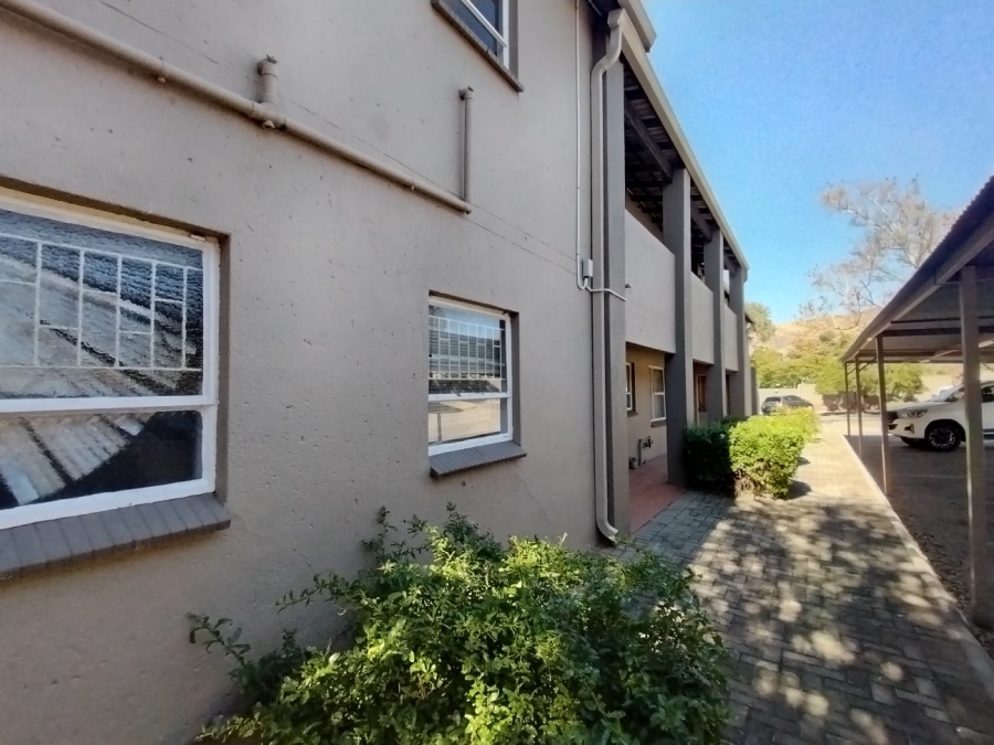 3 Bedroom Property for Sale in Geelhoutpark North West